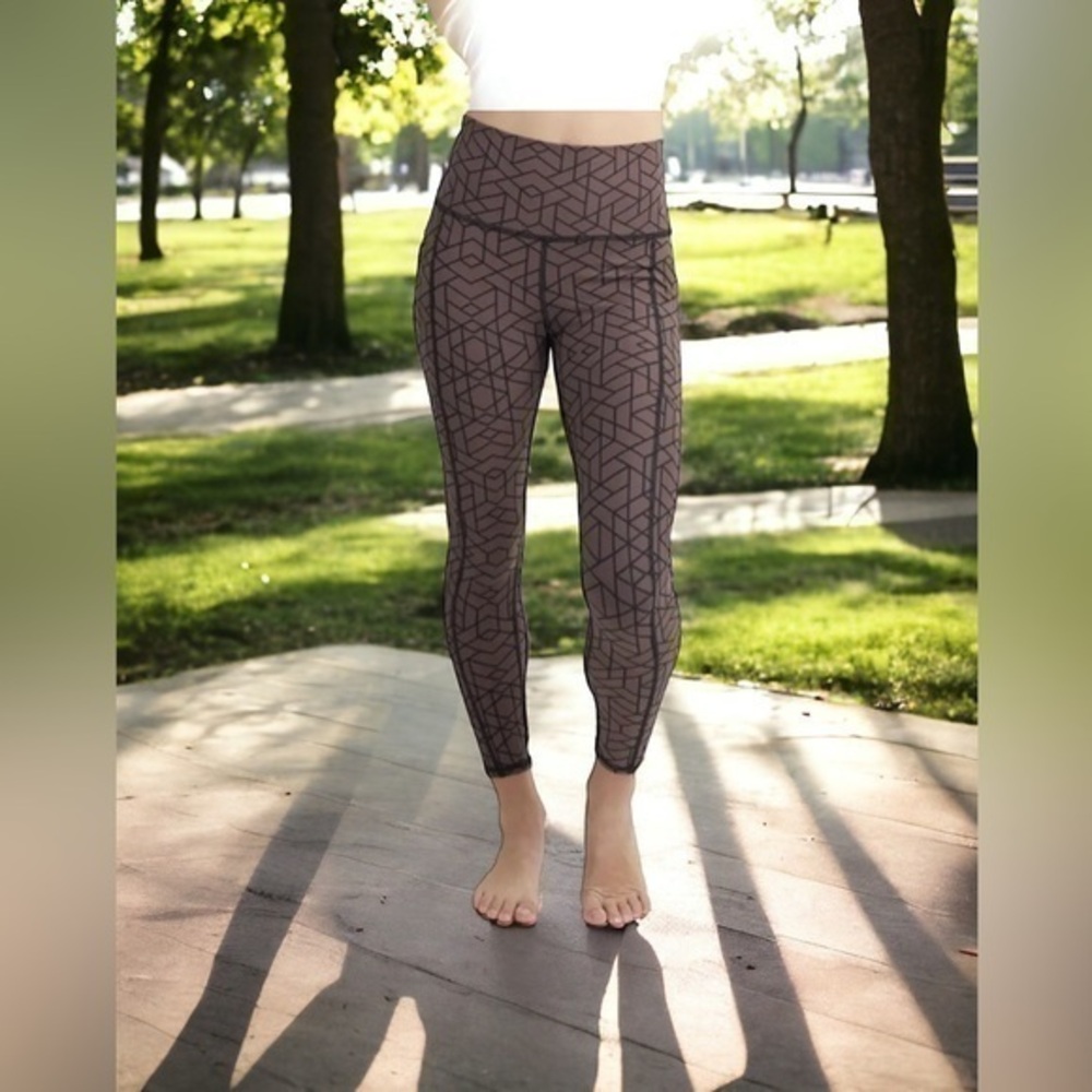 Savvi Geo Women's Leggings Size S